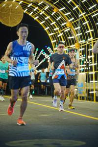BIB: 40710, 42193, 889
                            <button type="button" onclick="openModal(22906417)" class="btn btn-primary btn-sm float-right btn-popup" data-toggle="modal" data-target=".modal-high-quality">
                        <i class="fas fa-shopping-cart"></i> Add to Cart
                    </button>
                                            <button type="button" onclick="isThisMe(22906417, true)" class="btn btn-success btn-sm float-right btn-popup btn-isme hidden" data-toggle="tooltip" data-placement="bottom" title="นี่คือรูปของคุณใช่ไหม คลิกที่นี่เพื่อเอาเข้าอัลบั้ม">
                        <i class="fas fa-plus"></i> Add to album
                    </button>
                    <button type="button" onclick="isThisMe(22906417, false)" class="btn btn-warning btn-sm float-right btn-popup btn-isnotme hidden">
                        <i class="fas fa-ban"></i> Remove from album
                    </button>
